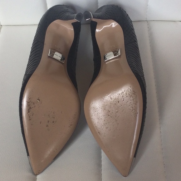 EUC Michael Kors Black Shoes Heels 38 1/2 Made in Italy - Picture 5 of 16